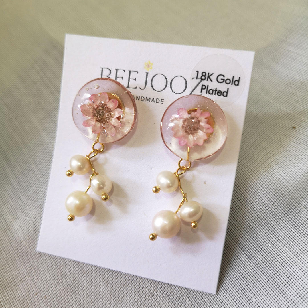 18k Gold Plated Pink Small Daisy With Pearls Stud Drop